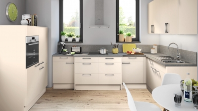 Möbel Mitnahmemarkt GmbH